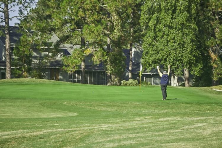 Tour The Course Gates Four Golf & Country Club